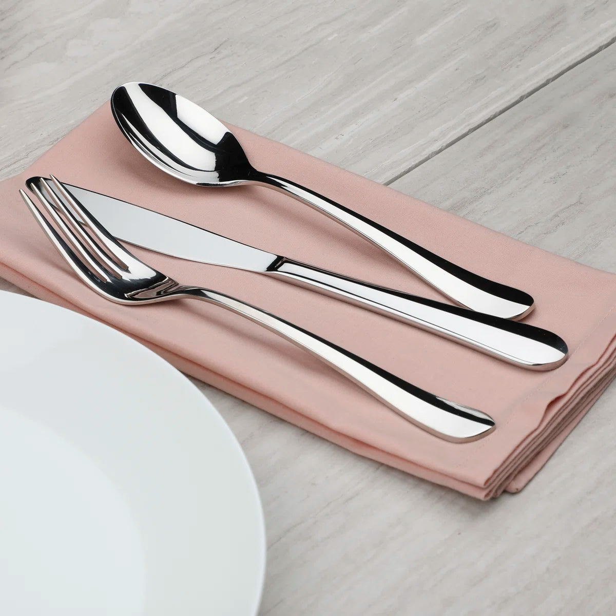 Celebration 20 Piece Flatware Set, Service for 4