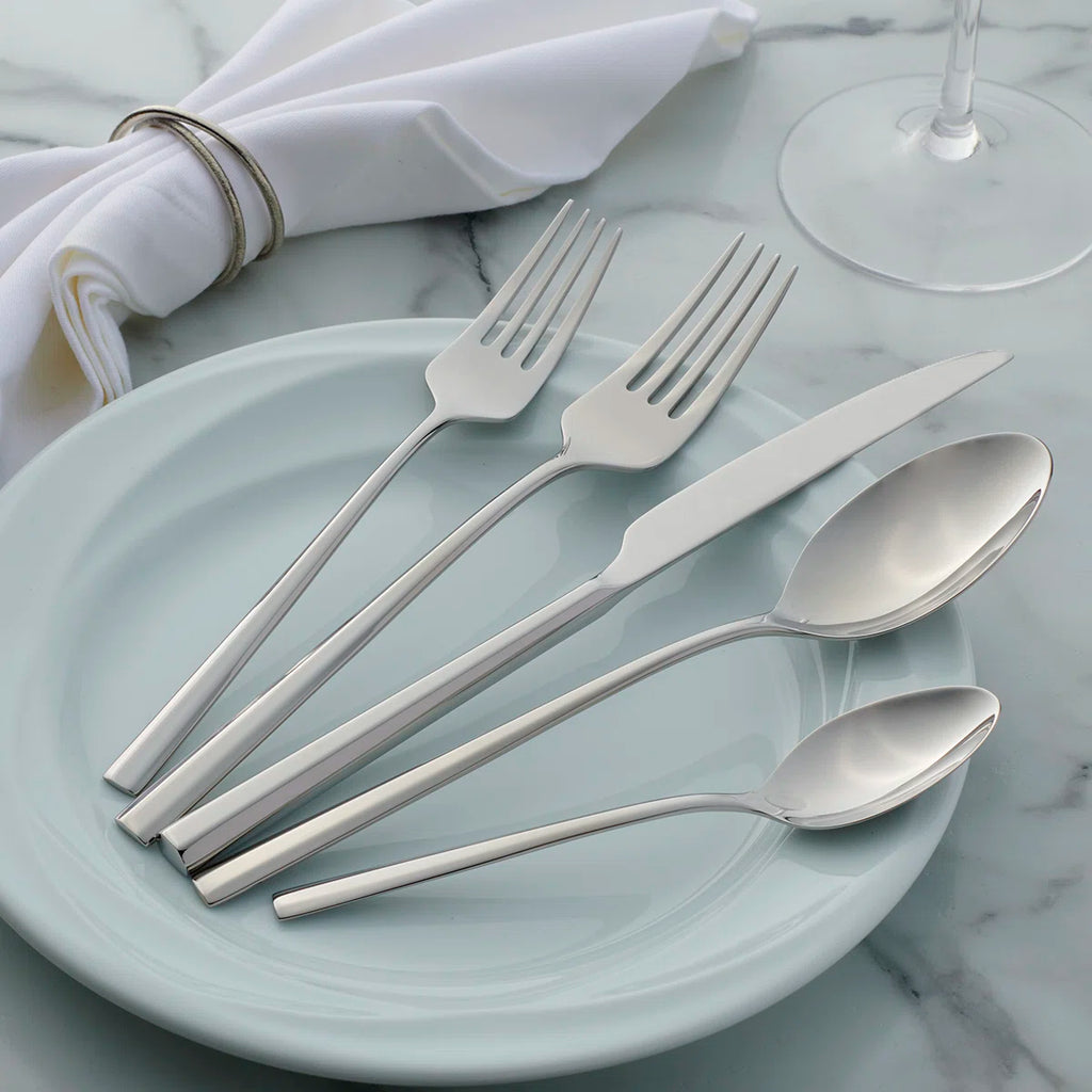 Oneida Doublet 20 Piece Everyday Flatware Set, Service For 4